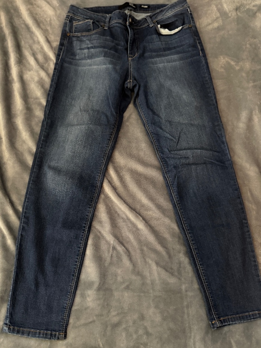 1822 Denim Adrianna Women's Skinny Jeans Size 12 Dark Wash